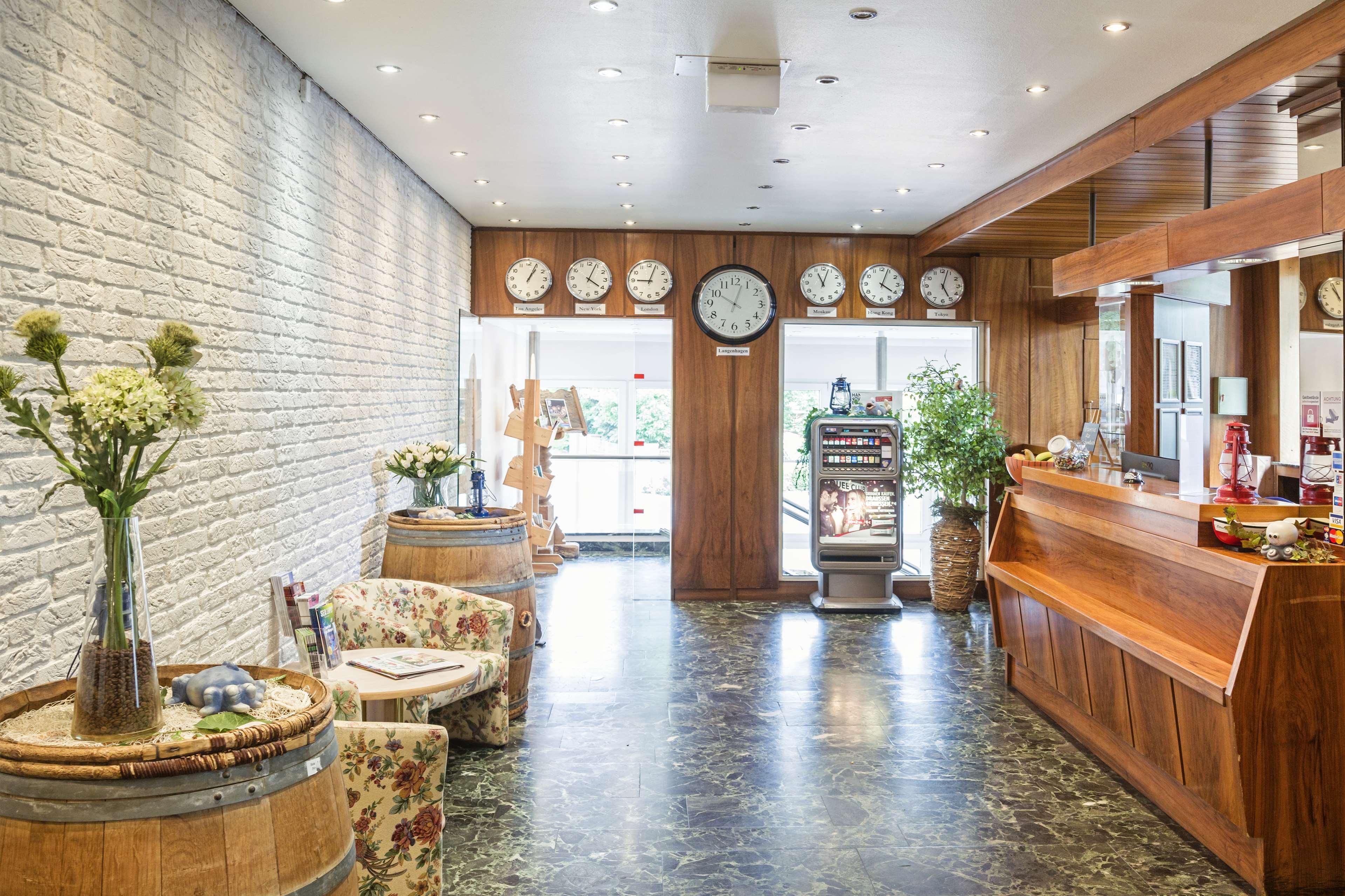 普瑞米尔瑞卡拉斯汉诺威机场酒店 朗根哈根 外观 照片