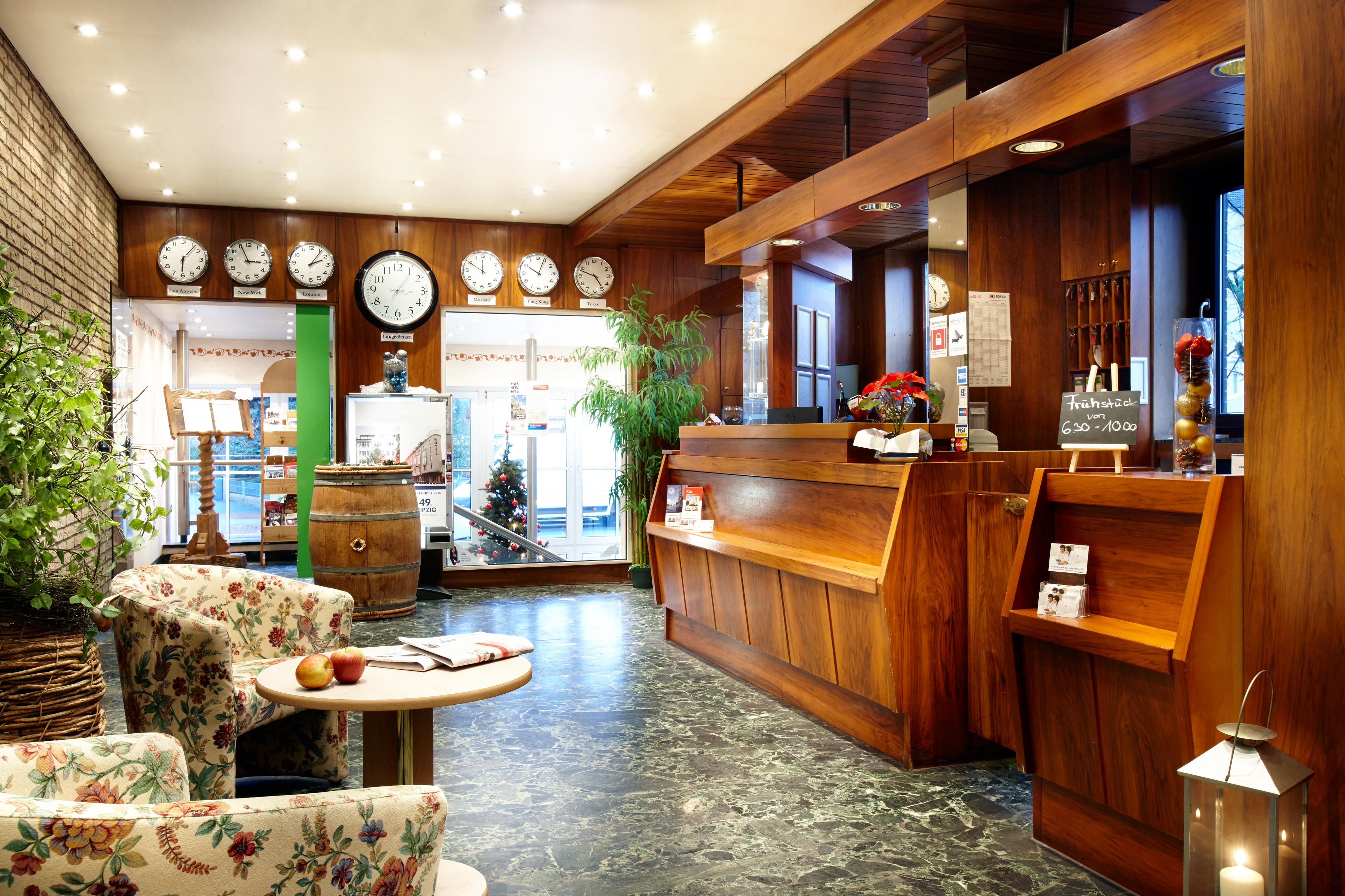 普瑞米尔瑞卡拉斯汉诺威机场酒店 朗根哈根 外观 照片